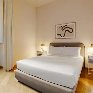3* شقة فندقية Sonder Fontana Di Trevi